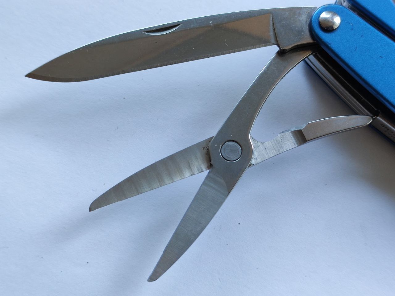 Мультитул Leatherman Juice SC2 Б/В
